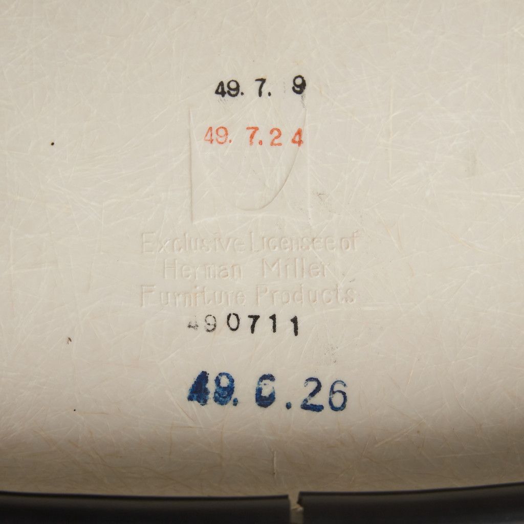 Herman Miller イームズ サイドシェルチェア ヴィンテージ スタッキングベース FRP Eames 椅子 ハーマンミラー ビンテージ 名作 97486