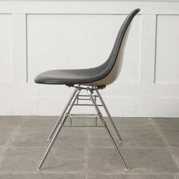 Herman Miller イームズ サイドシェルチェア ヴィンテージ スタッキングベース FRP Eames 椅子 ハーマンミラー ビンテージ 名作 97490 Herman Miller イームズ サイドシェルチェア ヴィンテージ スタッキングベース FRP Eames 椅子 ハーマンミラー ビンテージ 名作 97490