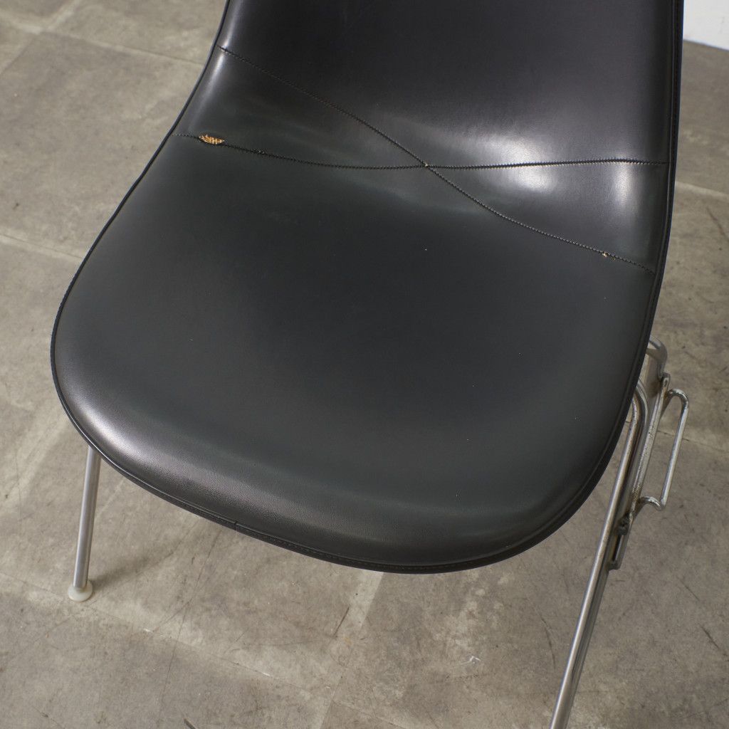 Herman Miller イームズ サイドシェルチェア ヴィンテージ スタッキングベース FRP Eames 椅子 ハーマンミラー ビンテージ 名作 97492 Herman Miller イームズ サイドシェルチェア ヴィンテージ スタッキングベース FRP Eames 椅子 ハーマンミラー ビンテージ 名作 97492