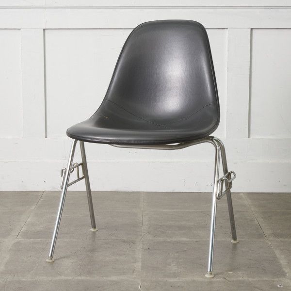 Herman Miller イームズ サイドシェルチェア ヴィンテージ スタッキングベース FRP Eames 椅子 ハーマンミラー ビンテージ 名作 97493