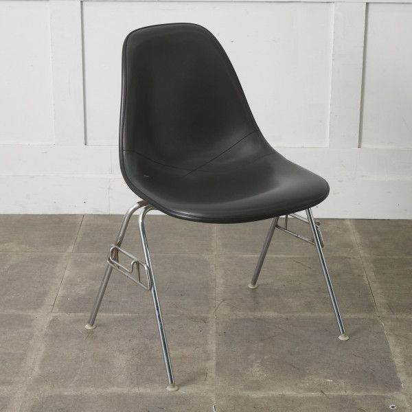 Herman Miller イームズ サイドシェルチェア ヴィンテージ スタッキングベース FRP Eames 椅子 ハーマンミラー ビンテージ 名作 97493
