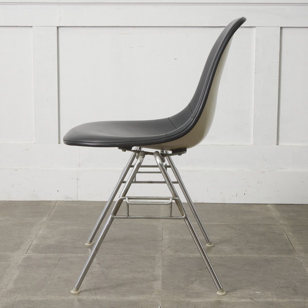 Herman Miller イームズ サイドシェルチェア ヴィンテージ スタッキングベース FRP Eames 椅子 ハーマンミラー ビンテージ 名作 97494