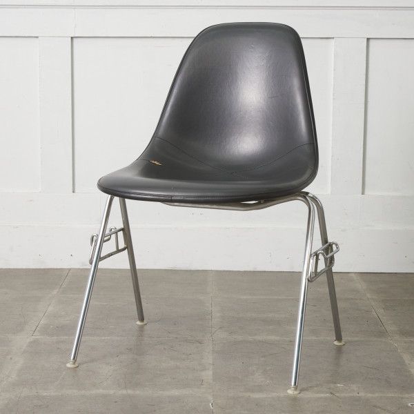Herman Miller イームズ サイドシェルチェア ヴィンテージ スタッキングベース FRP Eames 椅子 ハーマンミラー ビンテージ 名作 97496