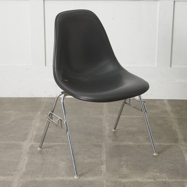 Herman Miller イームズ サイドシェルチェア ヴィンテージ スタッキングベース FRP Eames 椅子 ハーマンミラー ビンテージ 名作 97496