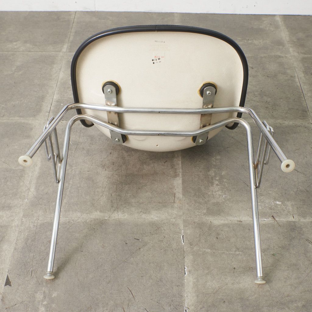 Herman Miller イームズ サイドシェルチェア ヴィンテージ スタッキングベース FRP Eames 椅子 ハーマンミラー ビンテージ 名作 97499