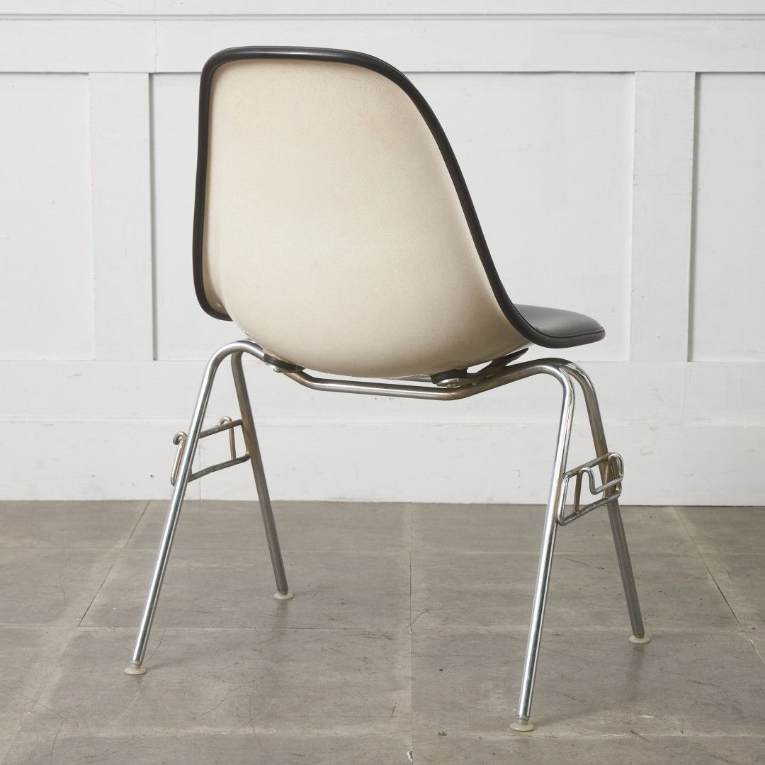 Herman Miller イームズ サイドシェルチェア ヴィンテージ スタッキングベース FRP Eames 椅子 ハーマンミラー ビンテージ 名作 97501 Herman Miller イームズ サイドシェルチェア ヴィンテージ スタッキングベース FRP Eames 椅子 ハーマンミラー ビンテージ 名作 97501