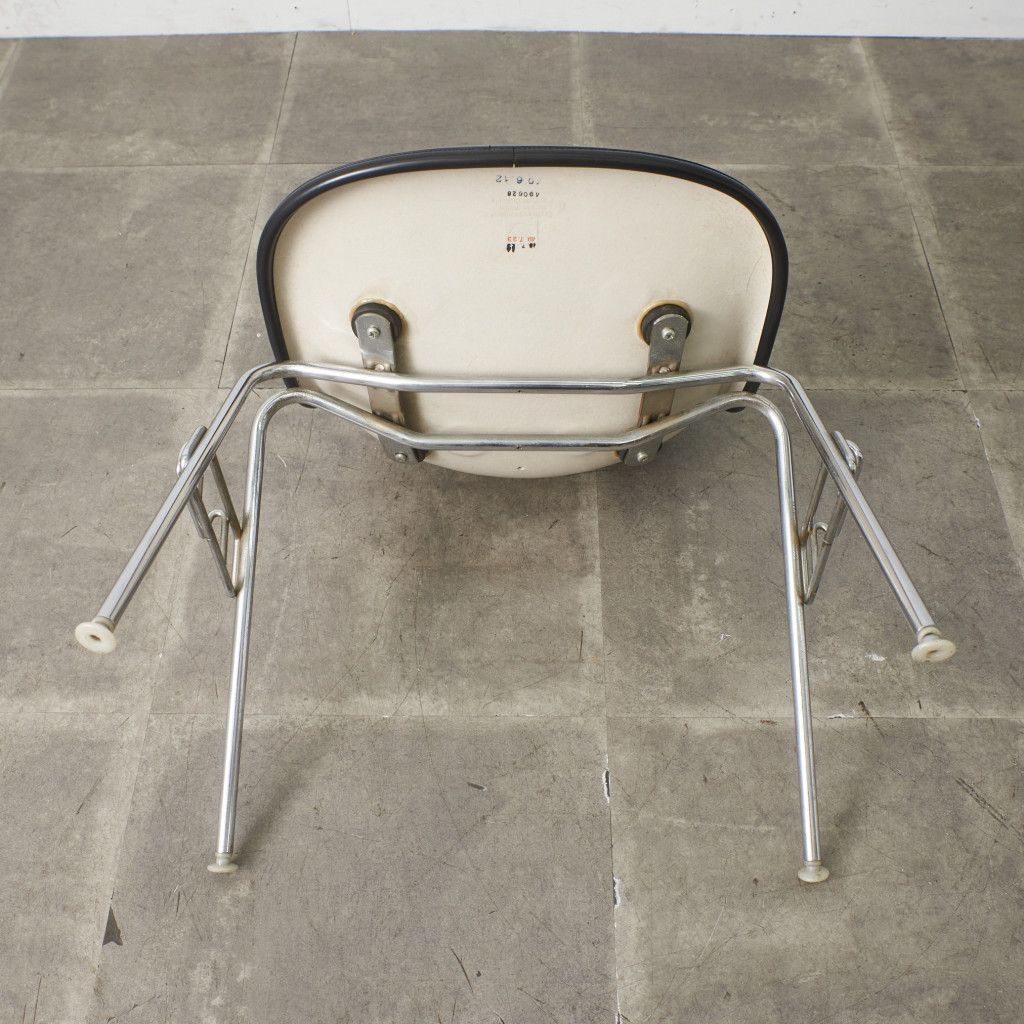 Herman Miller イームズ サイドシェルチェア ヴィンテージ スタッキングベース FRP Eames 椅子 ハーマンミラー ビンテージ 名作 97510 Herman Miller イームズ サイドシェルチェア ヴィンテージ スタッキングベース FRP Eames 椅子 ハーマンミラー ビンテージ 名作 97510