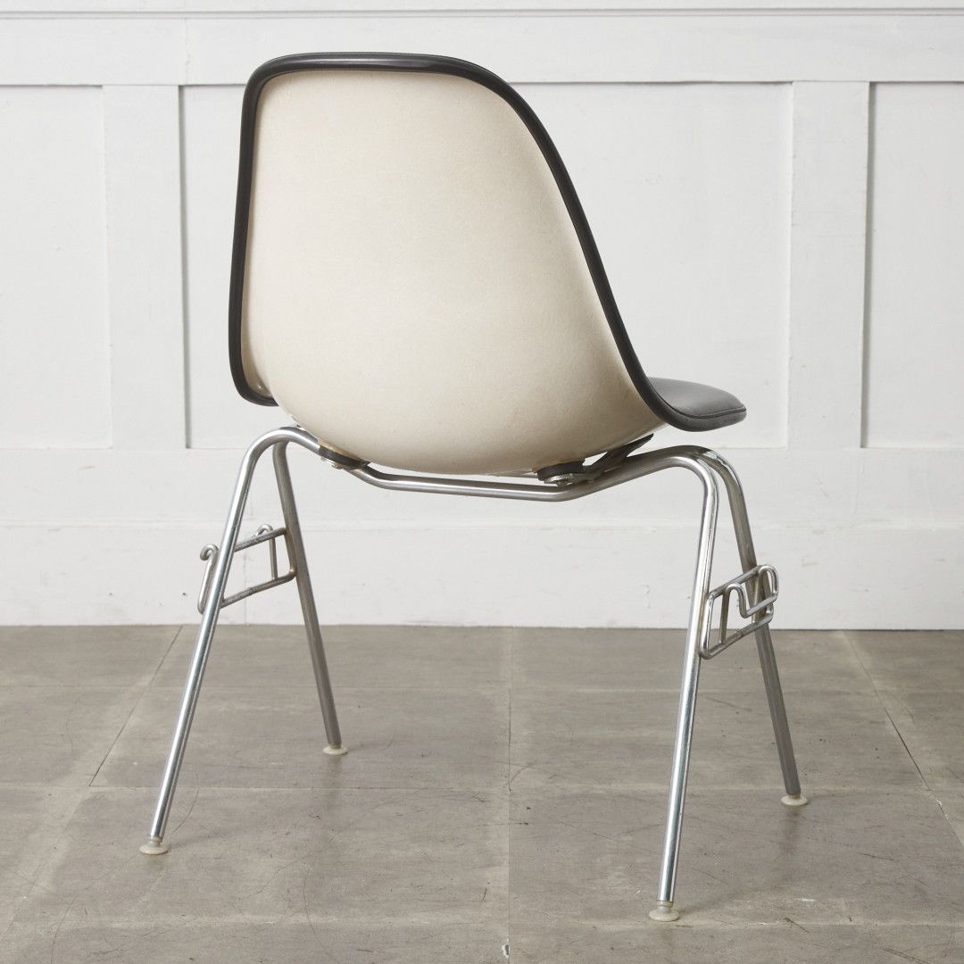 Herman Miller イームズ サイドシェルチェア ヴィンテージ スタッキングベース FRP Eames 椅子 ハーマンミラー ビンテージ 名作 97510 Herman Miller イームズ サイドシェルチェア ヴィンテージ スタッキングベース FRP Eames 椅子 ハーマンミラー ビンテージ 名作 97510