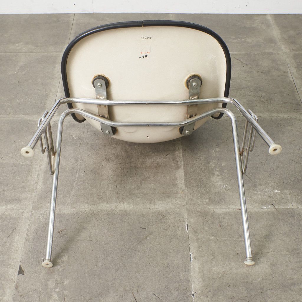 Herman Miller イームズ サイドシェルチェア ヴィンテージ スタッキングベース FRP Eames 椅子 ハーマンミラー ビンテージ 名作 97511