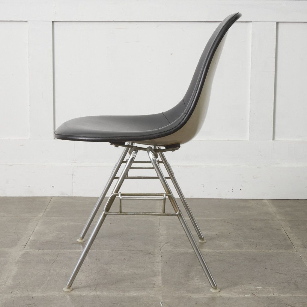 Herman Miller イームズ サイドシェルチェア ヴィンテージ スタッキングベース FRP Eames 椅子 ハーマンミラー ビンテージ 名作 97517 Herman Miller イームズ サイドシェルチェア ヴィンテージ スタッキングベース FRP Eames 椅子 ハーマンミラー ビンテージ 名作 97517