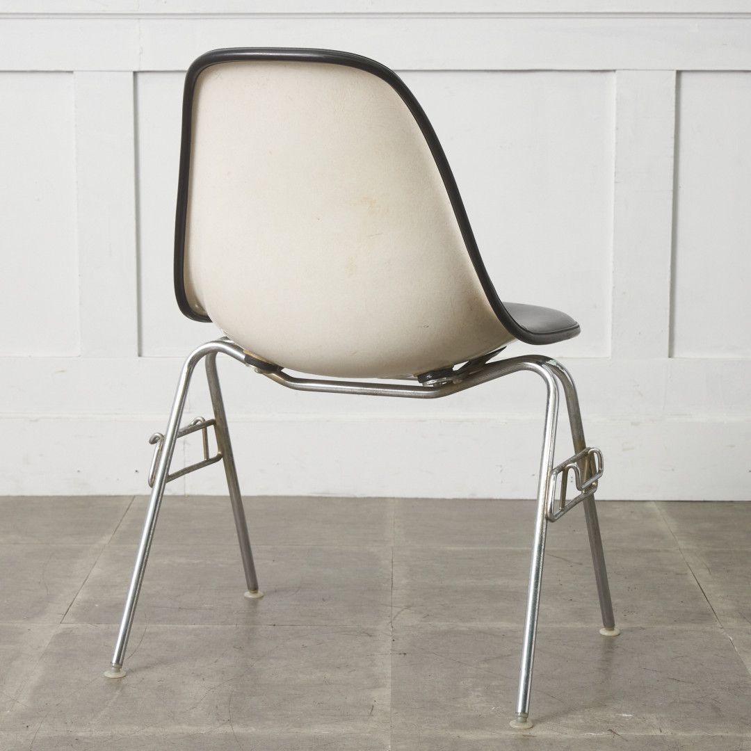 Herman Miller イームズ サイドシェルチェア ヴィンテージ スタッキングベース FRP Eames 椅子 ハーマンミラー ビンテージ 名作 97517 Herman Miller イームズ サイドシェルチェア ヴィンテージ スタッキングベース FRP Eames 椅子 ハーマンミラー ビンテージ 名作 97517