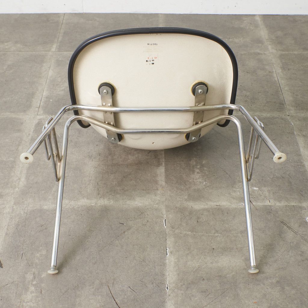 Herman Miller イームズ サイドシェルチェア ヴィンテージ スタッキングベース FRP Eames 椅子 ハーマンミラー ビンテージ 名作 97523