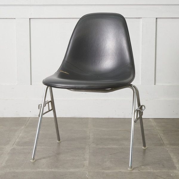 Herman Miller イームズ サイドシェルチェア ヴィンテージ スタッキングベース FRP Eames 椅子 ハーマンミラー ビンテージ 名作 97524