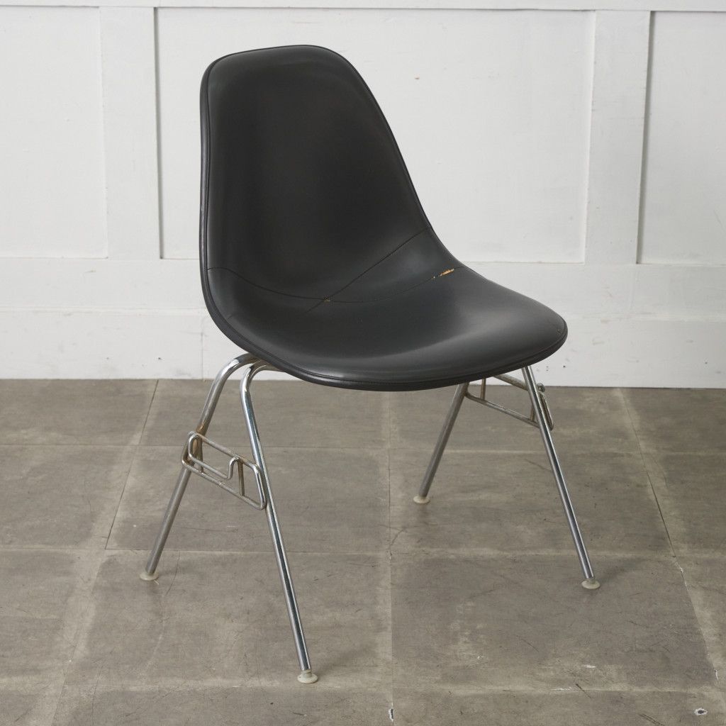 Herman Miller イームズ サイドシェルチェア ヴィンテージ スタッキングベース FRP Eames 椅子 ハーマンミラー ビンテージ 名作 97525 Herman Miller イームズ サイドシェルチェア ヴィンテージ スタッキングベース FRP Eames 椅子 ハーマンミラー ビンテージ 名作 97525