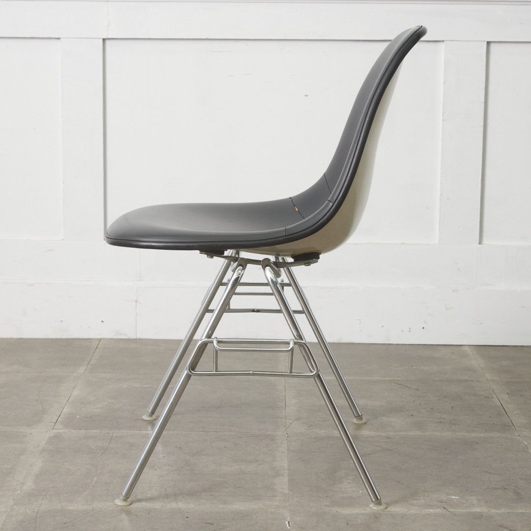Herman Miller イームズ サイドシェルチェア ヴィンテージ スタッキングベース FRP Eames 椅子 ハーマンミラー ビンテージ 名作 97526
