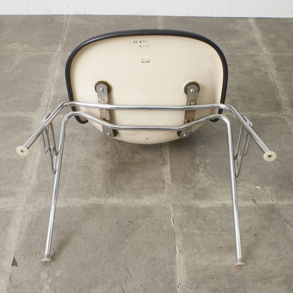 Herman Miller イームズ サイドシェルチェア ヴィンテージ スタッキングベース FRP Eames 椅子 ハーマンミラー ビンテージ 名作 97528 Herman Miller イームズ サイドシェルチェア ヴィンテージ スタッキングベース FRP Eames 椅子 ハーマンミラー ビンテージ 名作 97528