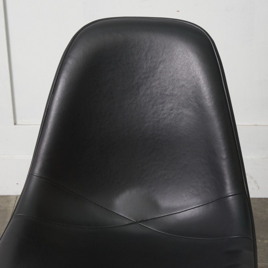 Herman Miller イームズ サイドシェルチェア ヴィンテージ スタッキングベース FRP Eames 椅子 ハーマンミラー ビンテージ 名作 97636