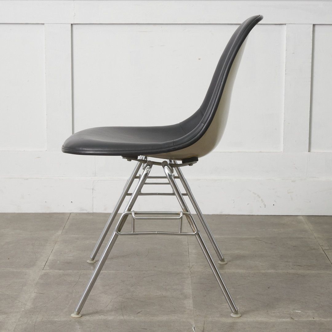 Herman Miller イームズ サイドシェルチェア ヴィンテージ スタッキングベース FRP Eames 椅子 ハーマンミラー ビンテージ 名作 97639 Herman Miller イームズ サイドシェルチェア ヴィンテージ スタッキングベース FRP Eames 椅子 ハーマンミラー ビンテージ 名作 97639