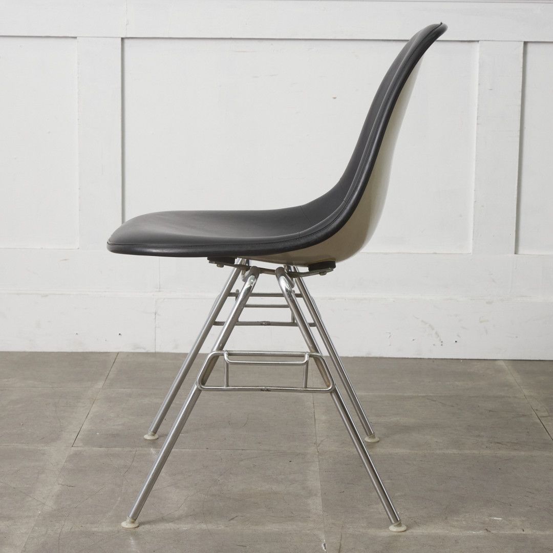 Herman Miller イームズ サイドシェルチェア ヴィンテージ スタッキングベース FRP Eames 椅子 ハーマンミラー ビンテージ 名作 97640