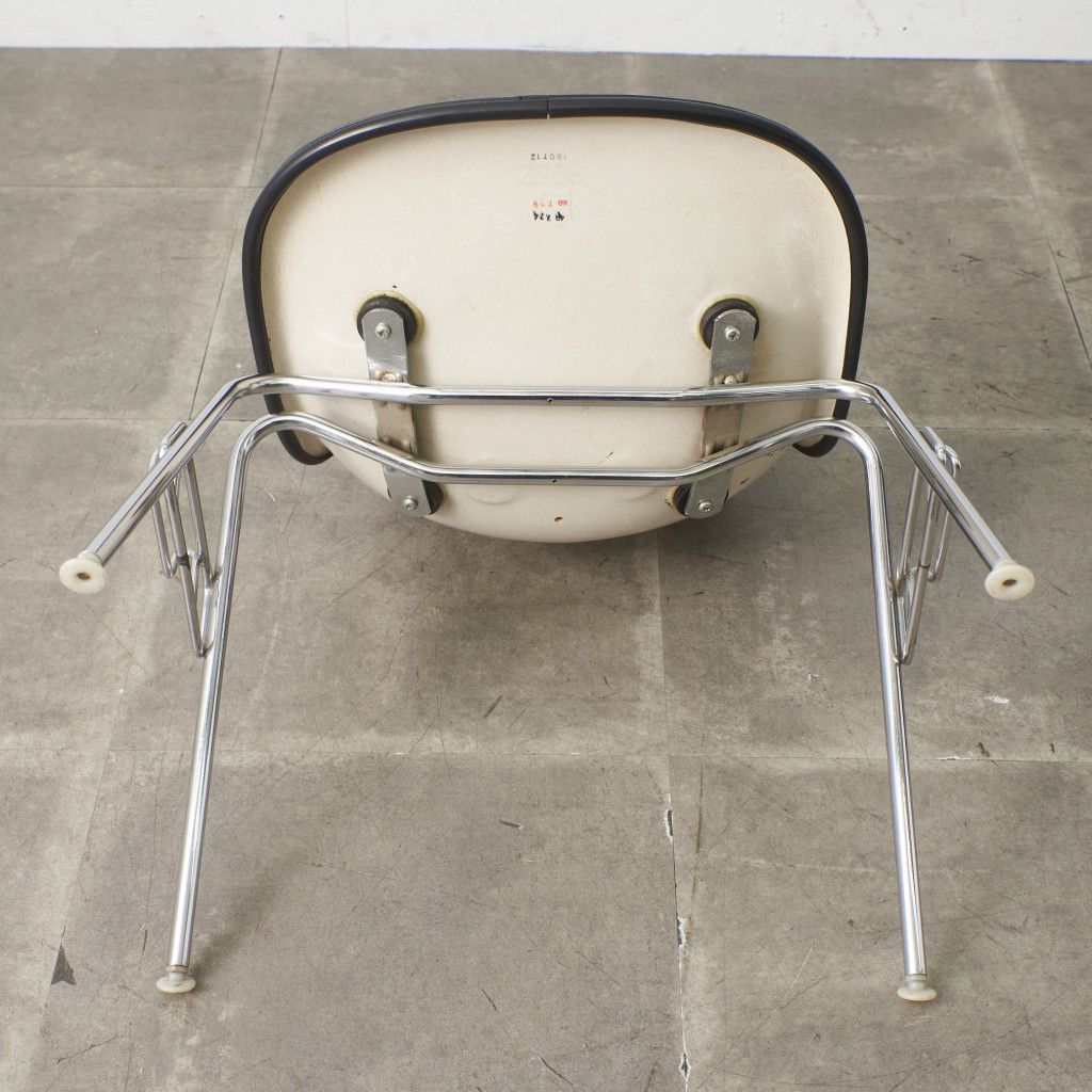 Herman Miller イームズ サイドシェルチェア ヴィンテージ スタッキングベース FRP Eames 椅子 ハーマンミラー ビンテージ 名作 97641