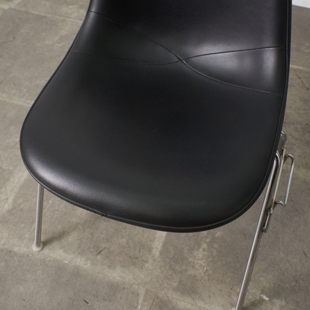Herman Miller イームズ サイドシェルチェア ヴィンテージ スタッキングベース FRP Eames 椅子 ハーマンミラー ビンテージ 名作 97642 Herman Miller イームズ サイドシェルチェア ヴィンテージ スタッキングベース FRP Eames 椅子 ハーマンミラー ビンテージ 名作 97642