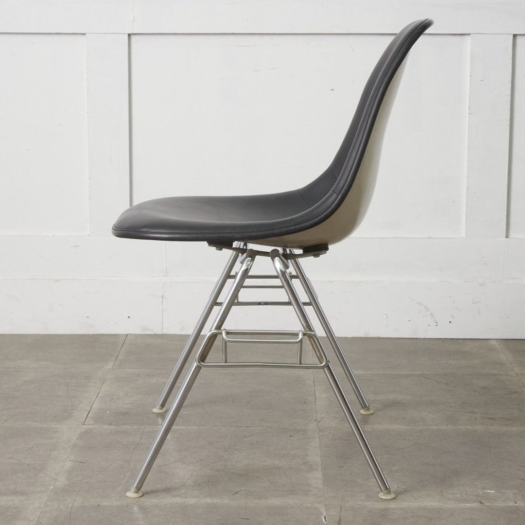 Herman Miller イームズ サイドシェルチェア ヴィンテージ スタッキングベース FRP Eames 椅子 ハーマンミラー ビンテージ 名作 97643