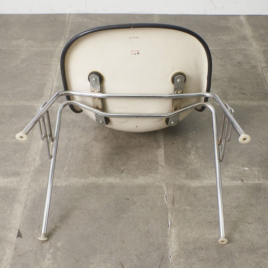Herman Miller イームズ サイドシェルチェア ヴィンテージ スタッキングベース FRP Eames 椅子 ハーマンミラー ビンテージ 名作 97643