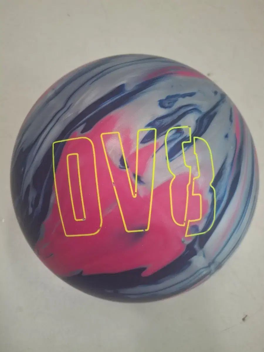 中古ボーリングボール- DV8 バイオレント コリジョン-フックボール- 15
