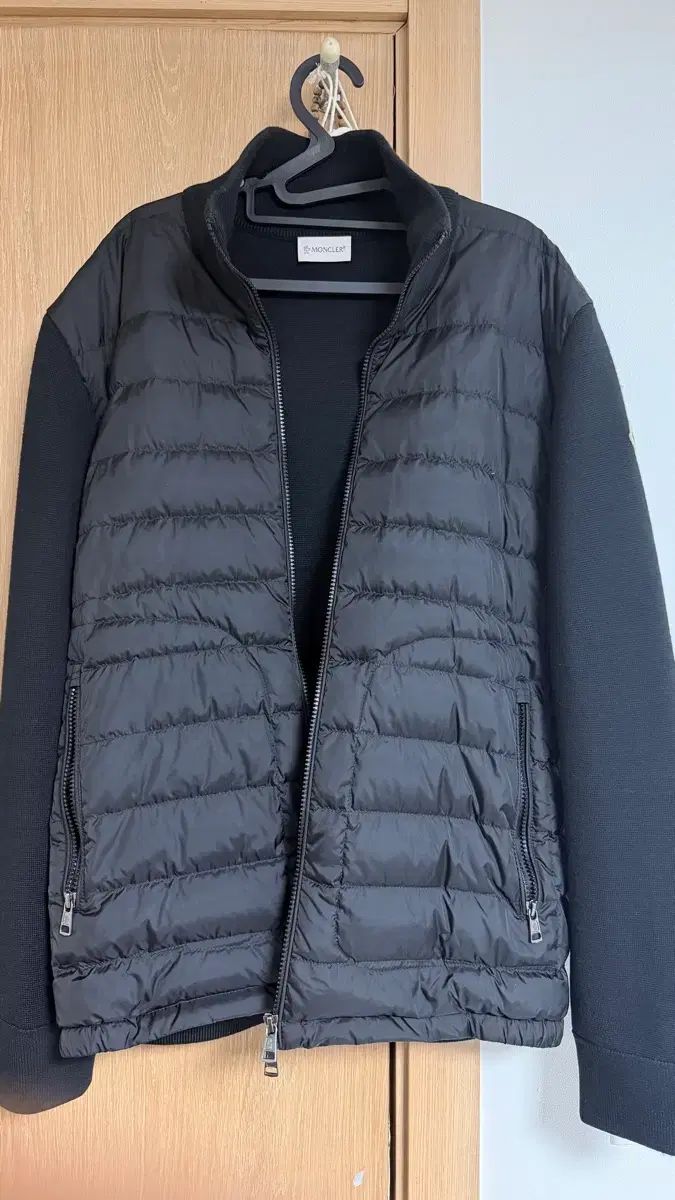 お買い得 24年式 MONCLER モンクレール ブラック ダウン ニット ジャケット