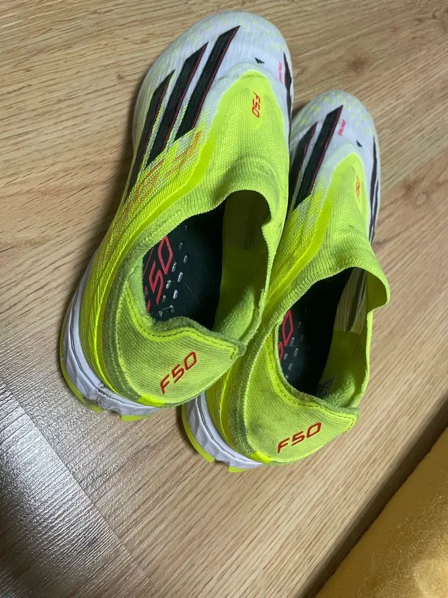 アディダス f50 tf