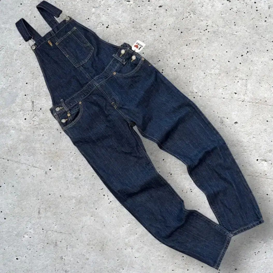 リーバイス ウィメンズ レギュラー サスペンダーデニムズボン (s)