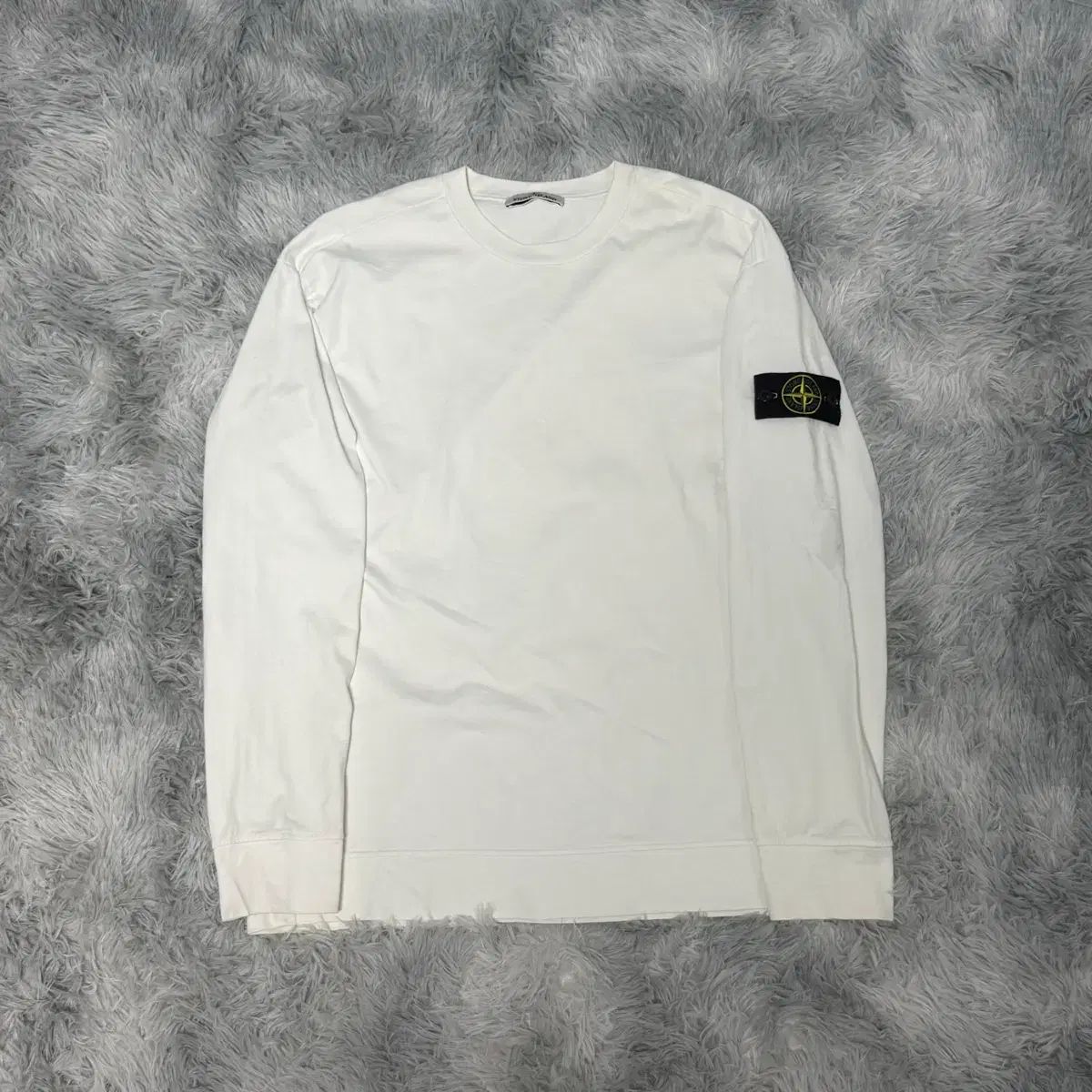 ストーンアイランド 白スウェット STONE ISLAND（ストーン アイランド