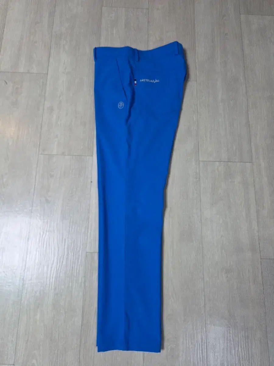 (ほぼ新品)CASTELBAJAC カステルバジャック メンズゴルフパンツ(78)31