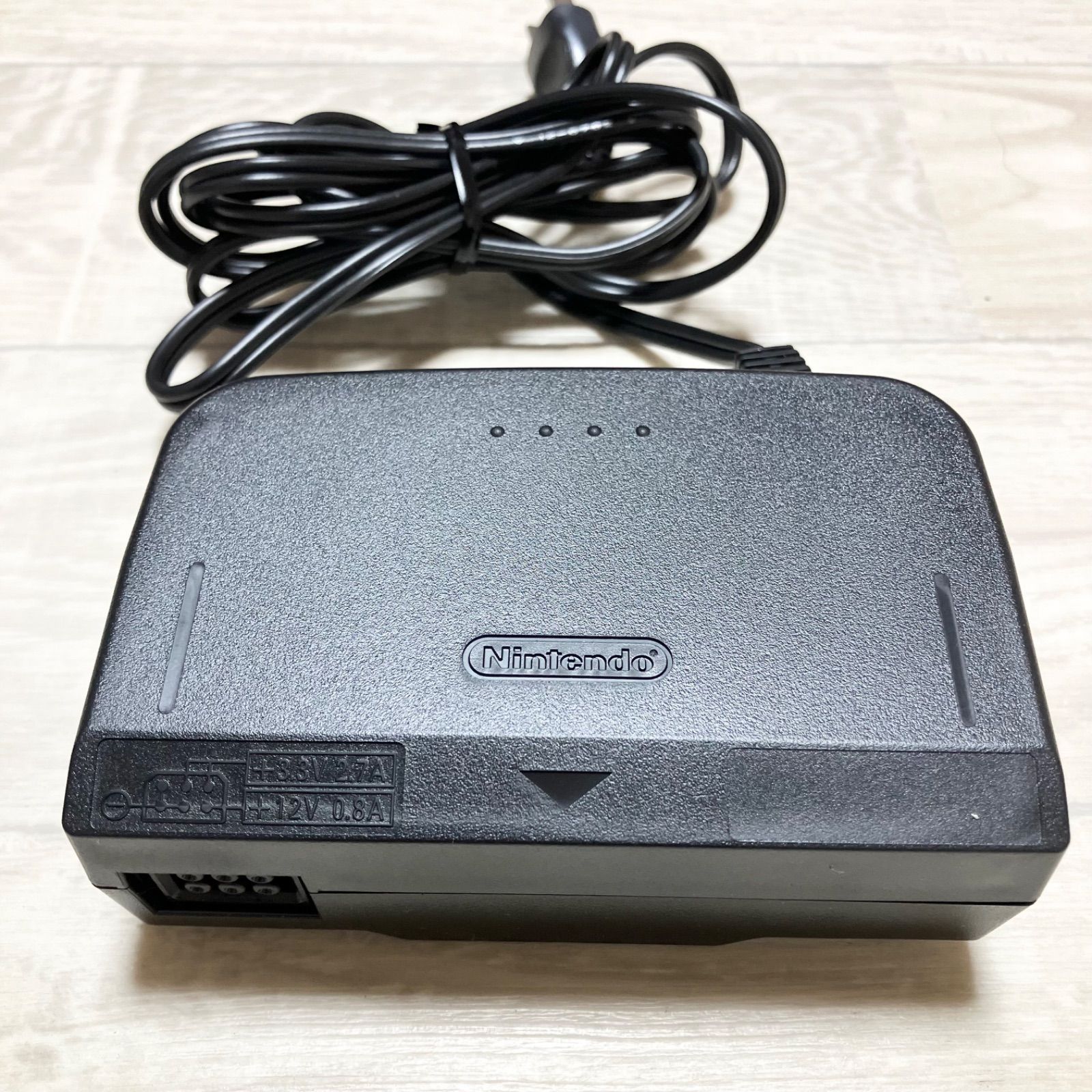 極美品　未使用に近い　ニンテンドー64本体　外箱　内ビニール袋　取扱説明書付き　Nintendo 任天堂
