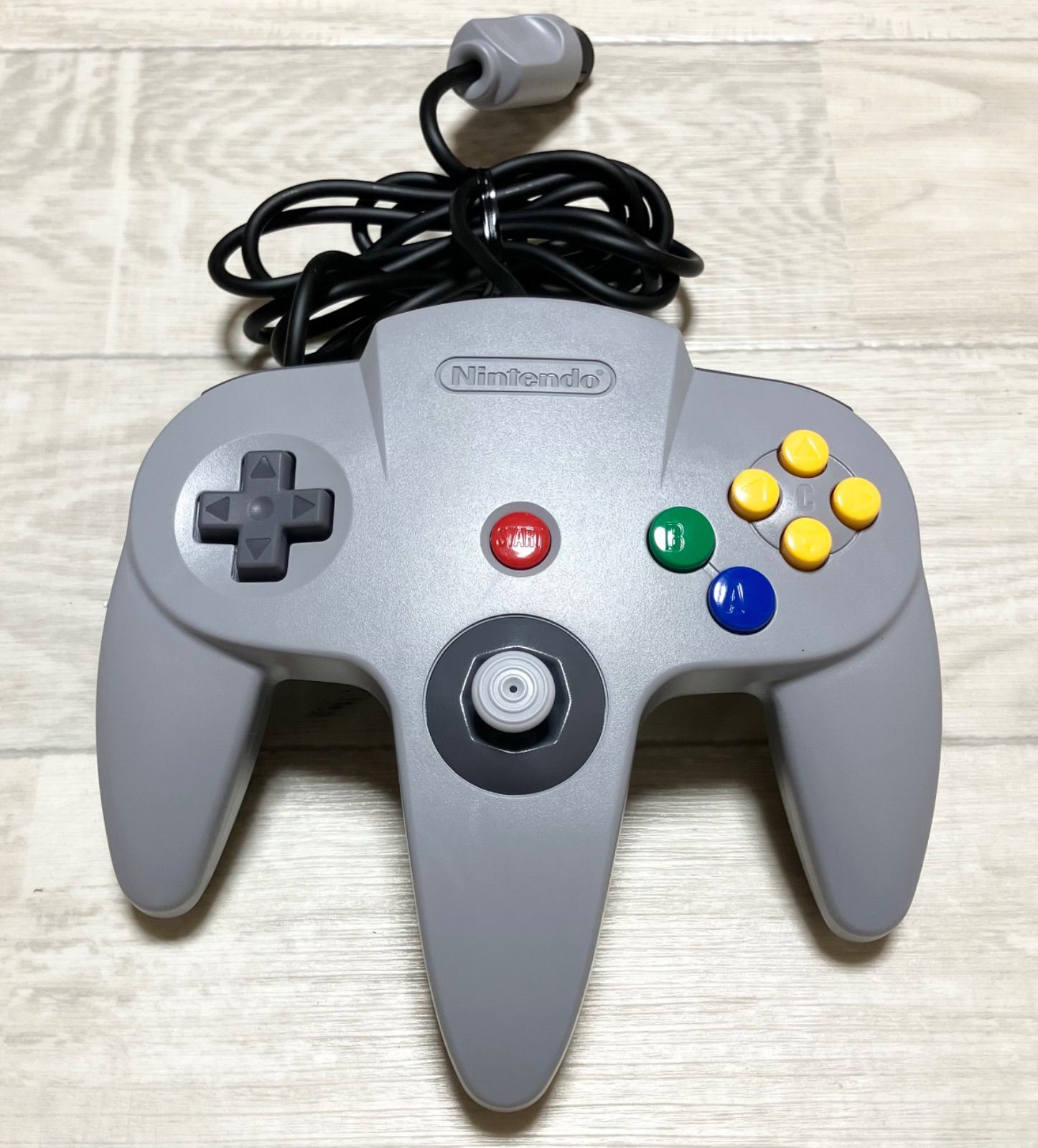 極美品　未使用に近い　ニンテンドー64本体　外箱　内ビニール袋　取扱説明書付き　Nintendo 任天堂