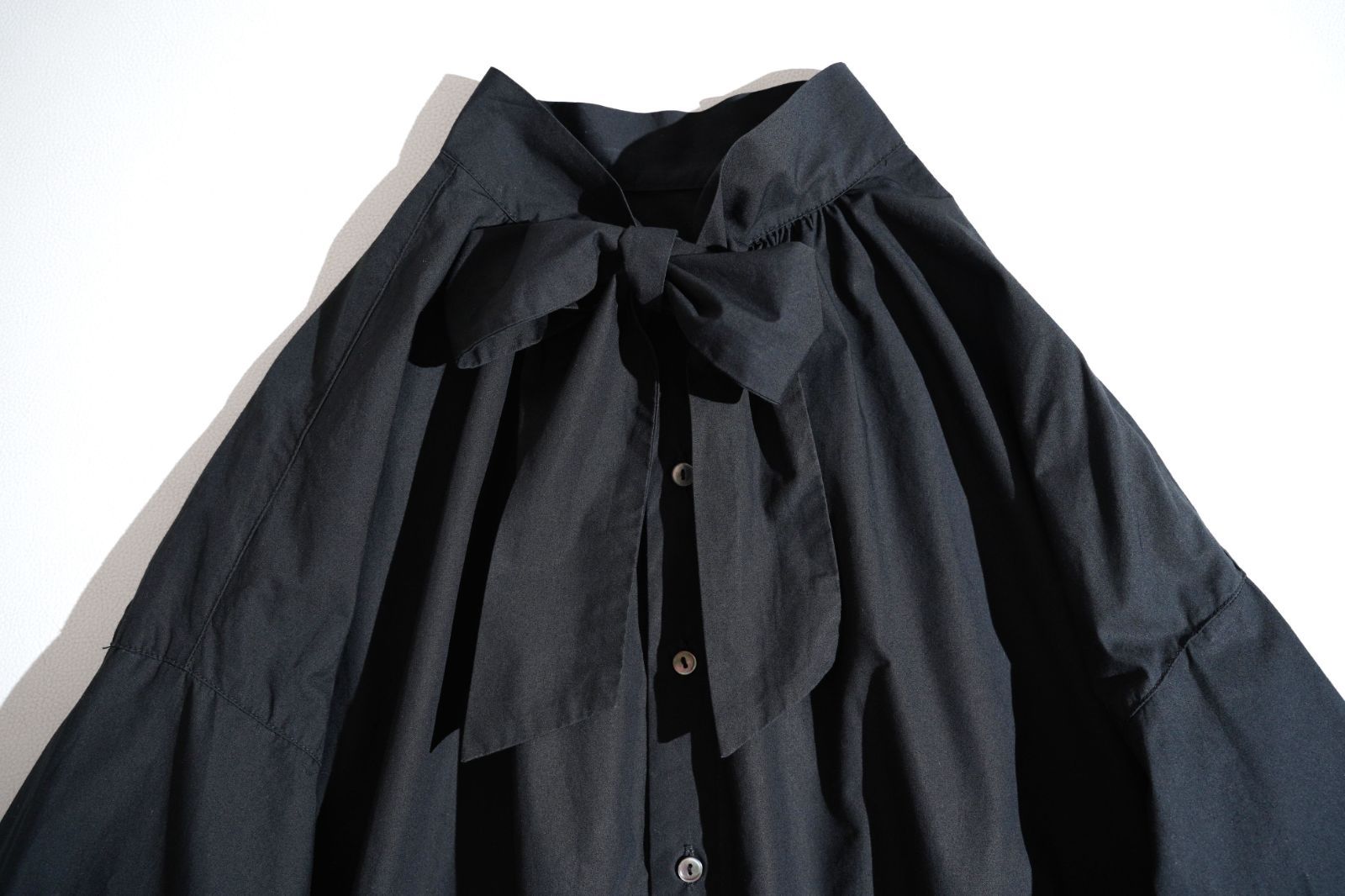 327t*美品 ネストローブ nest Robe コットンタイプライターリボンタイ
