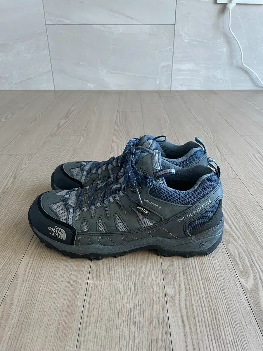 THE NORTH FACE ゴアテックス メンズ 登山靴 255mm