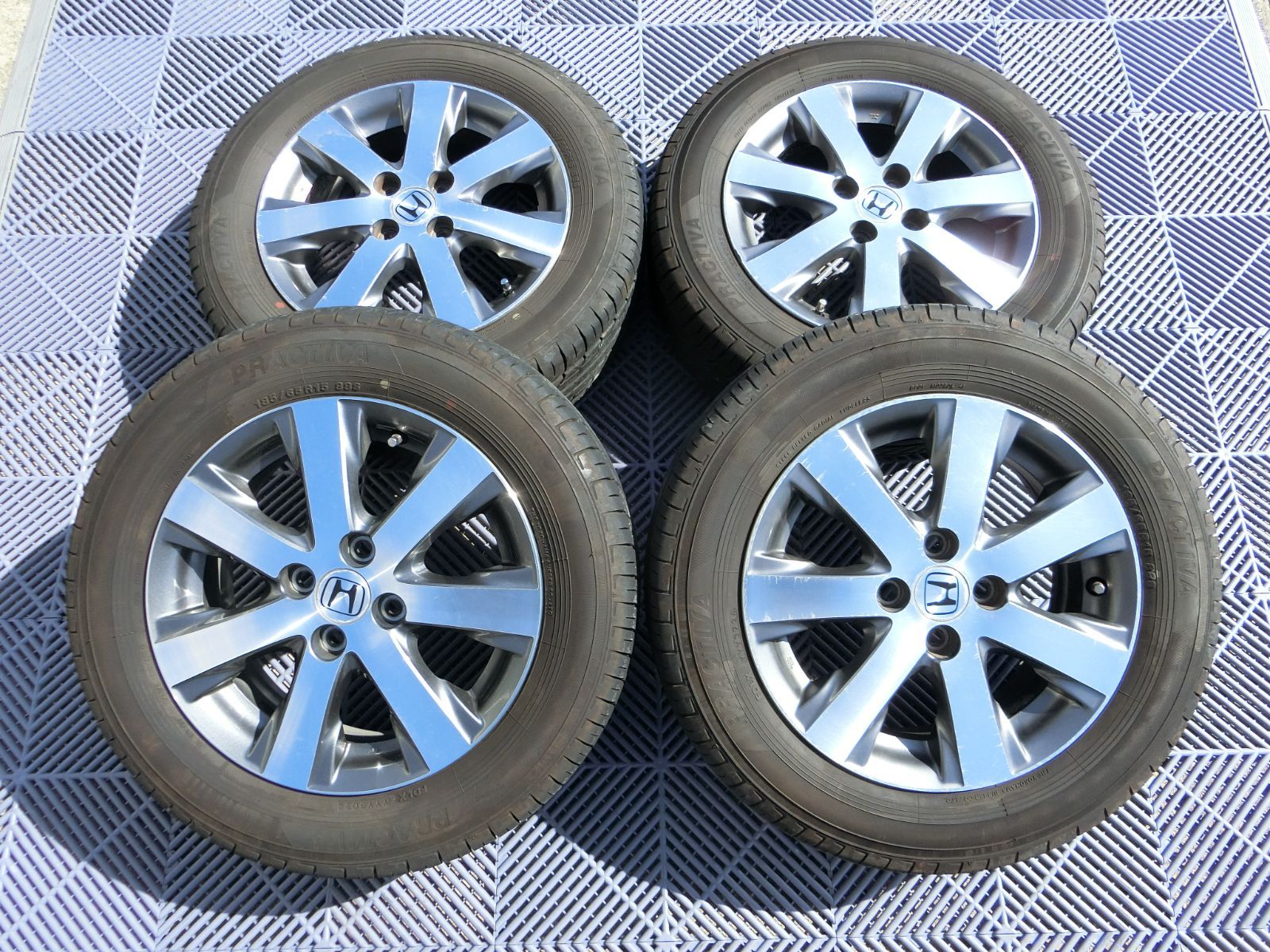 [993] 送料無料 ホンダ 純正 15インチ アルミホイール 15×5.5J +50 PCD100 ハブ径 約56mm 4穴 4本セット 185/65R15 2024年製 フリード
