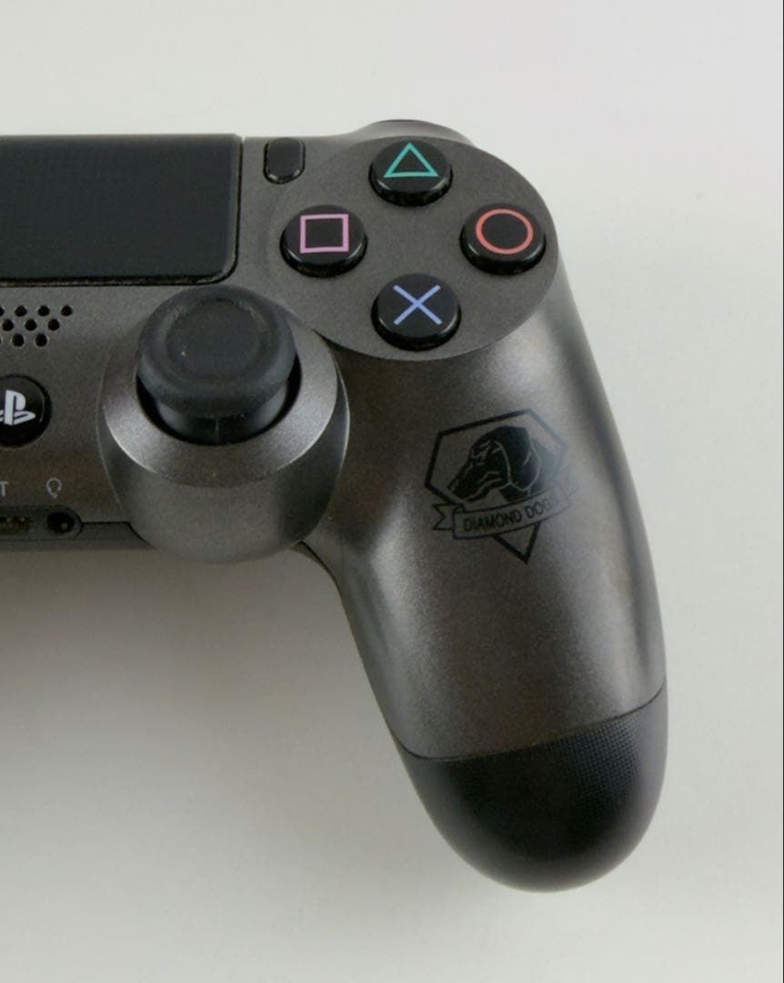 PS4 メタルギア V ザ・ファントムペイン 500GB 本体 プレステ4 METAL GEAR SOLID PHANTOM PS4 メタルギア V ザ・ファントムペイン 500GB 本体 プレステ4 METAL GEAR SOLID PHANTOM
