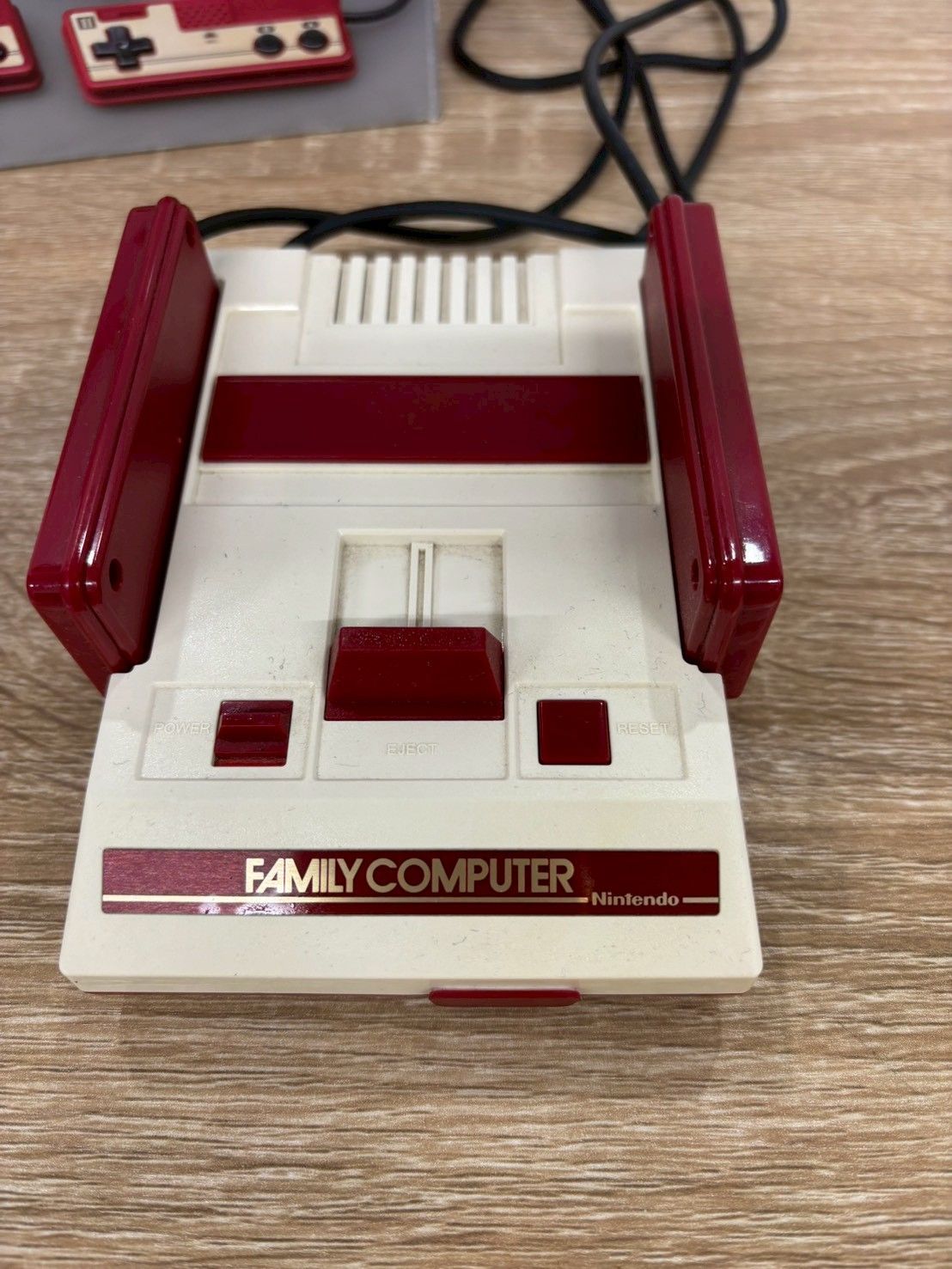 Nintendo ニンテンドークラシックミニ ファミリーコンピュータ CLV-101 
