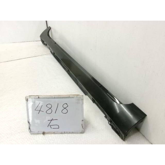 R5年 アクア 6AA-MXPK11 純正 右サイドステップ 209 ブラックマイカ 取付OK 小傷あり 75850-52080-C0 207942 4818