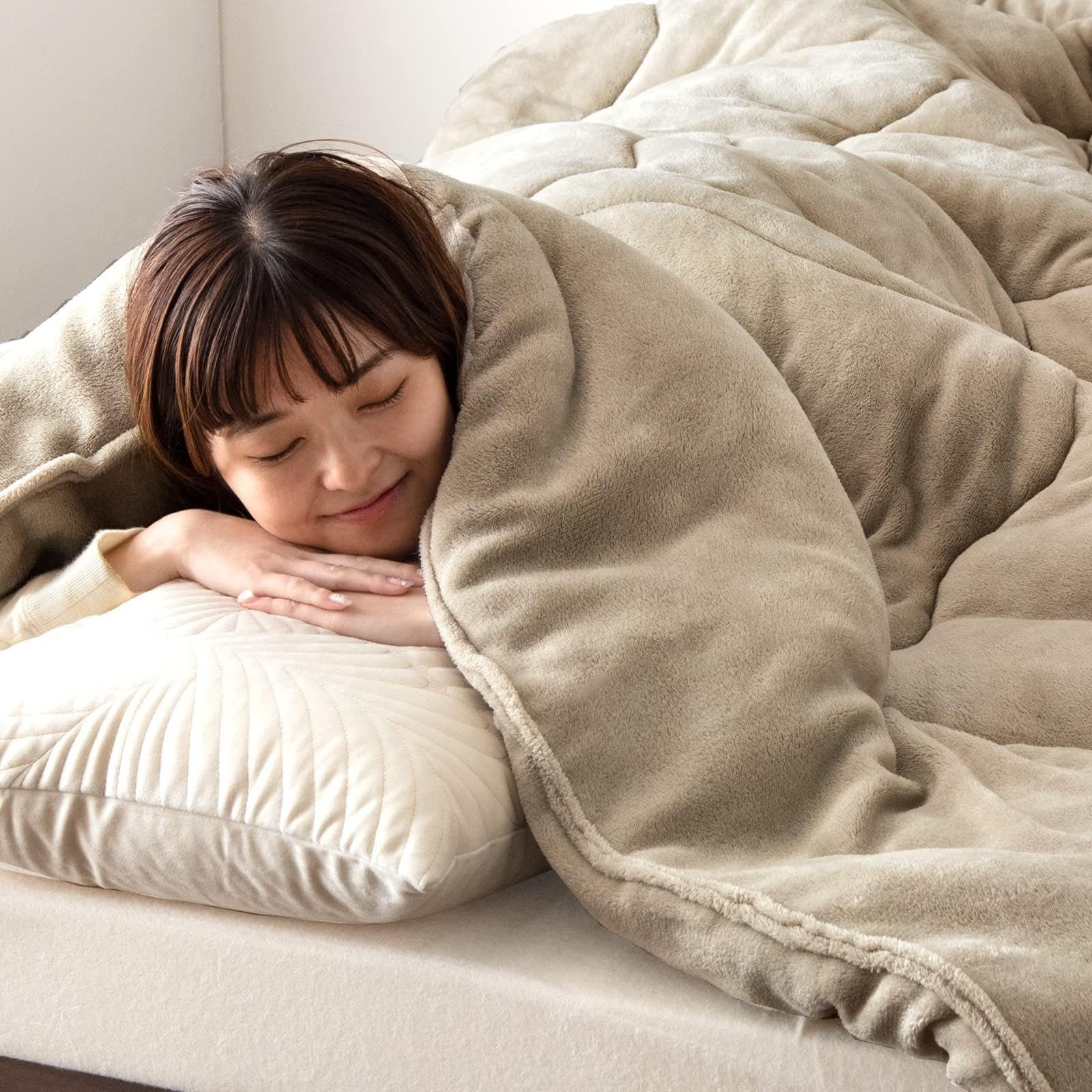 タンスのゲン 掛け布団 セミダブル【当店だけの暖か仕様】シンサレート 蓄熱 洗える 充填量1.5kg 抗菌 冬 あったか 61140241(80477)t 32c9f306