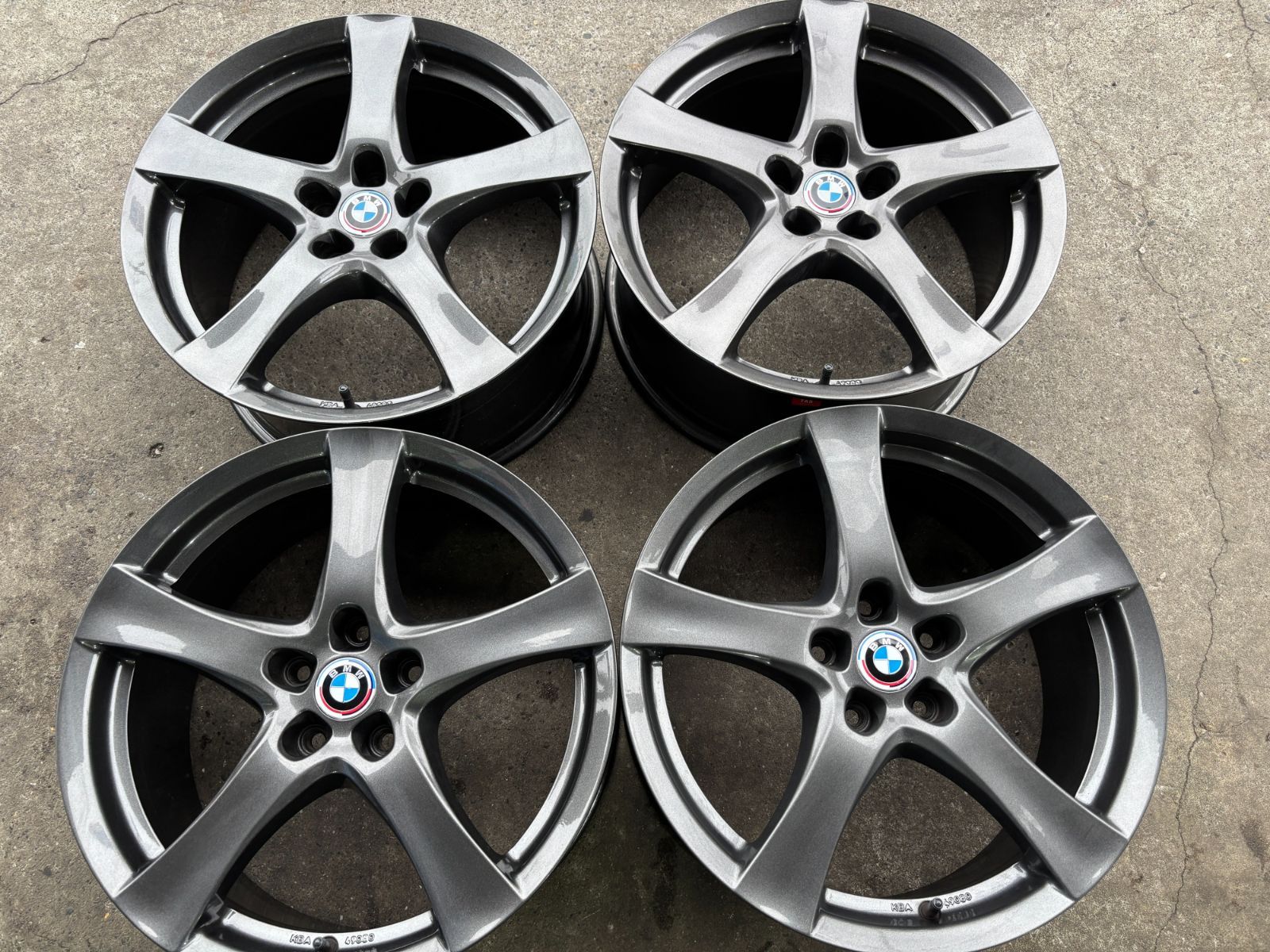 送料込み！　BMW　18インチ　8.0J　112　5H　アルミホイール　4枚セット