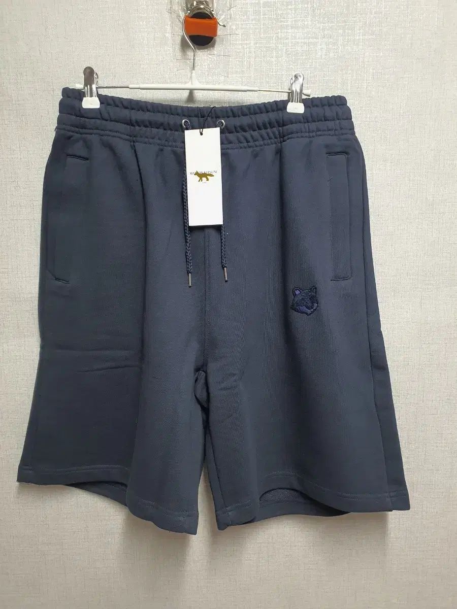 メゾンキツネ ネイビー ハーフパンツ 新品 L