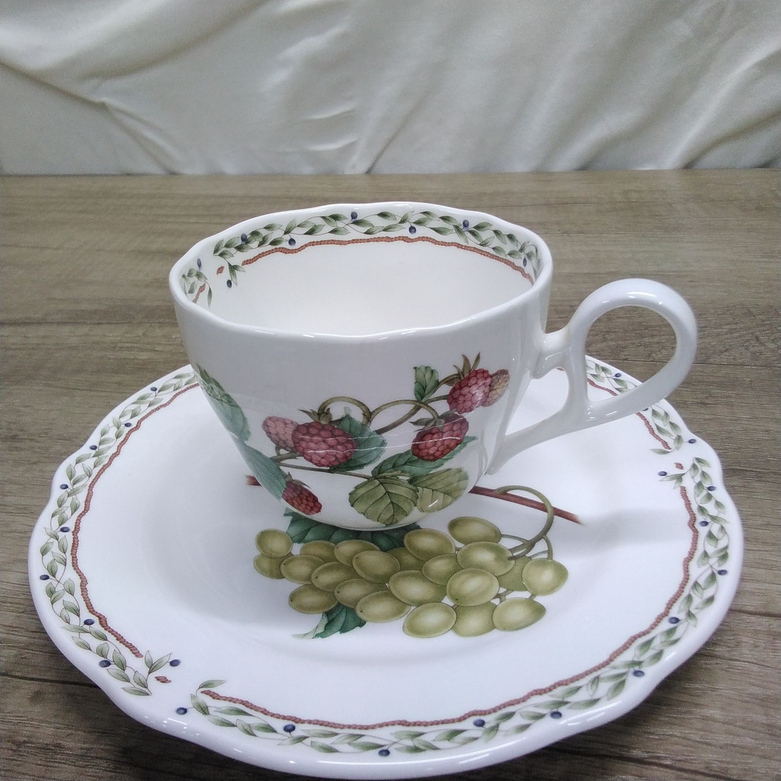 洋食器 プリマチャイナ Noritake ノリタケ 高級カップ＆ソーサー 