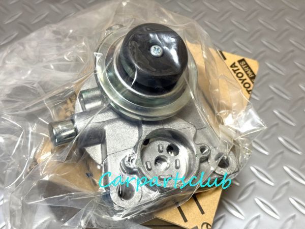 トヨタ 純正品 100系 ハイエース/レジアスエース フューエルフィルター キャップ ASSY 寒冷地仕様 Fuel Filter Cap Assembly