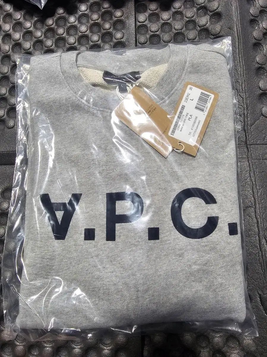 A P C グレー スウェット Lサイズ 新品