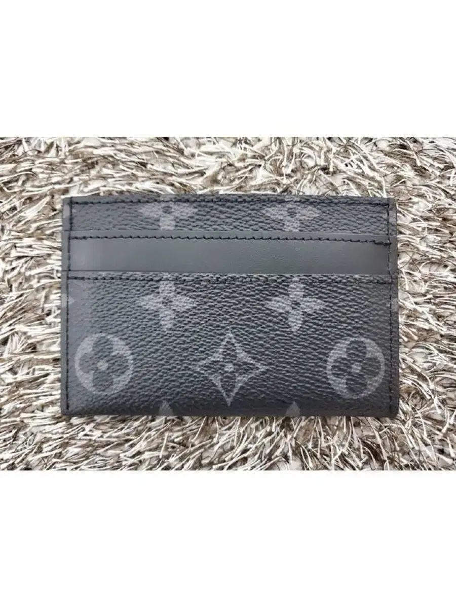 ルイヴィトン エクリプス カードウォレット
