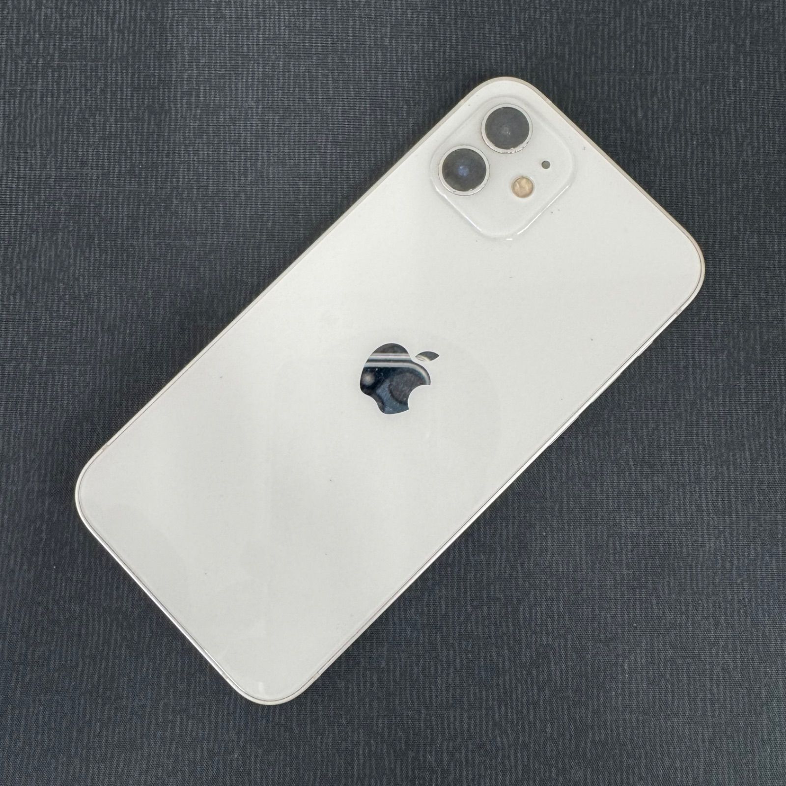 iPhone 12 256GB ホワイト SIMロック解除済 - メルカリ