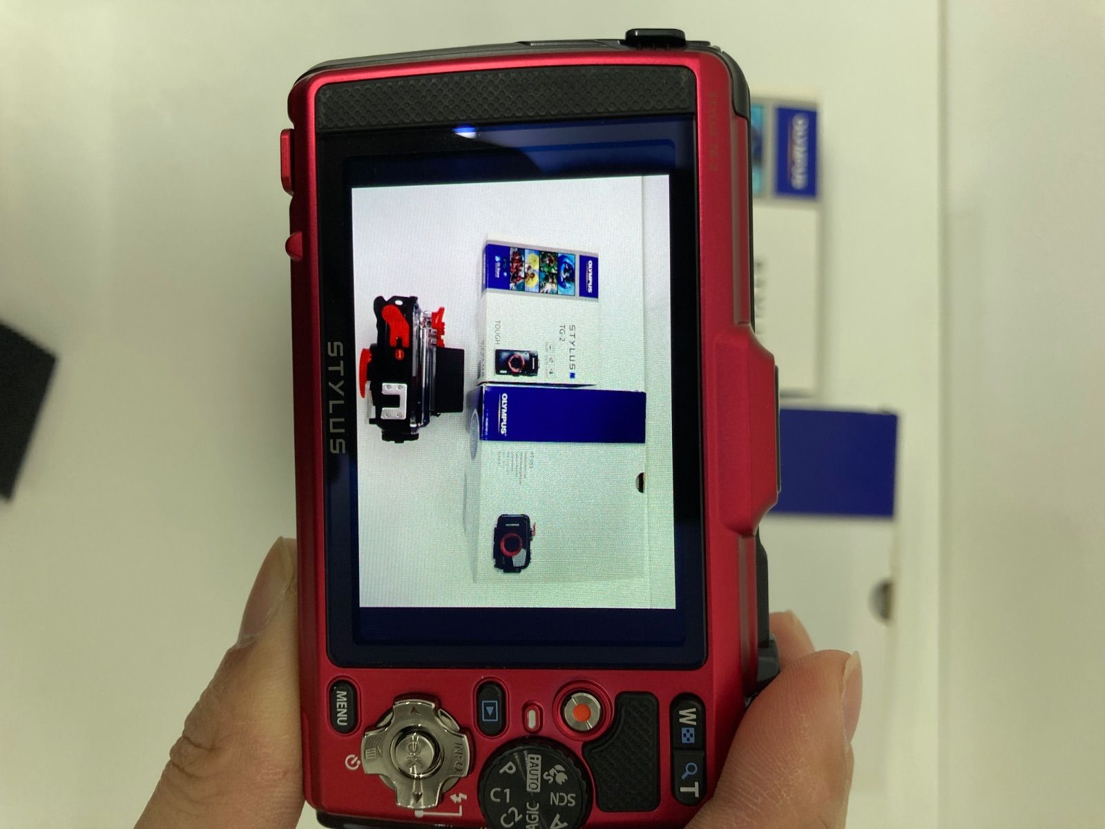 OLYMPUS Tough TG-2 & 防水プロテクター PT-053 - メルカリ